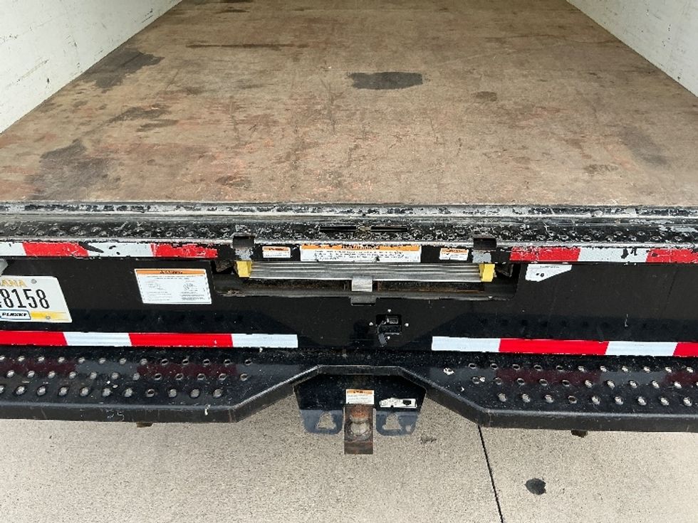 Light Duty Box Truck-Light and Medium Duty Trucks-GMC-2021-Savana G33903-Austin-TX-101,987\n\t\tmiles-$ 26,250 - Image 8