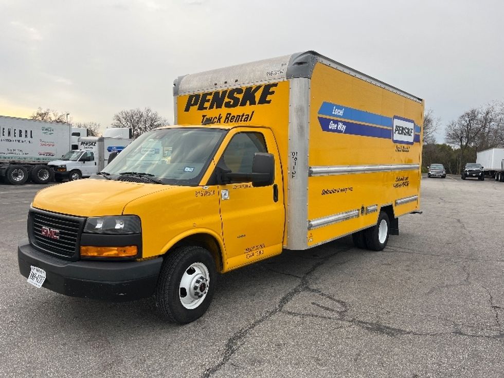 Light Duty Box Truck-Light and Medium Duty Trucks-GMC-2021-Savana G33903-Austin-TX-81,235\n\t\tmiles-$ 32,750 - Image 1