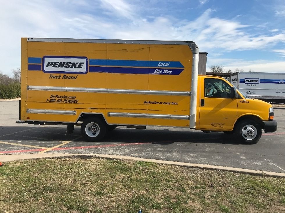 Light Duty Box Truck-Light and Medium Duty Trucks-GMC-2021-Savana G33903-Austin-TX-81,235\n\t\tmiles-$ 32,750 - Image 15