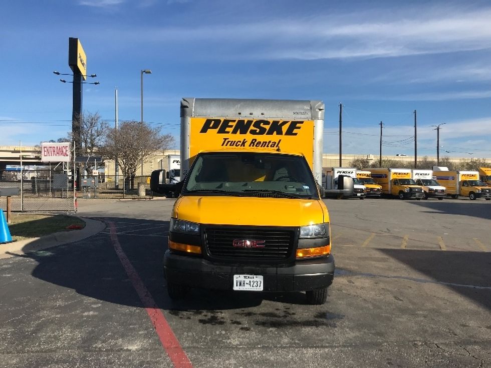 Light Duty Box Truck-Light and Medium Duty Trucks-GMC-2021-Savana G33903-Austin-TX-81,235\n\t\tmiles-$ 32,750 - Image 2