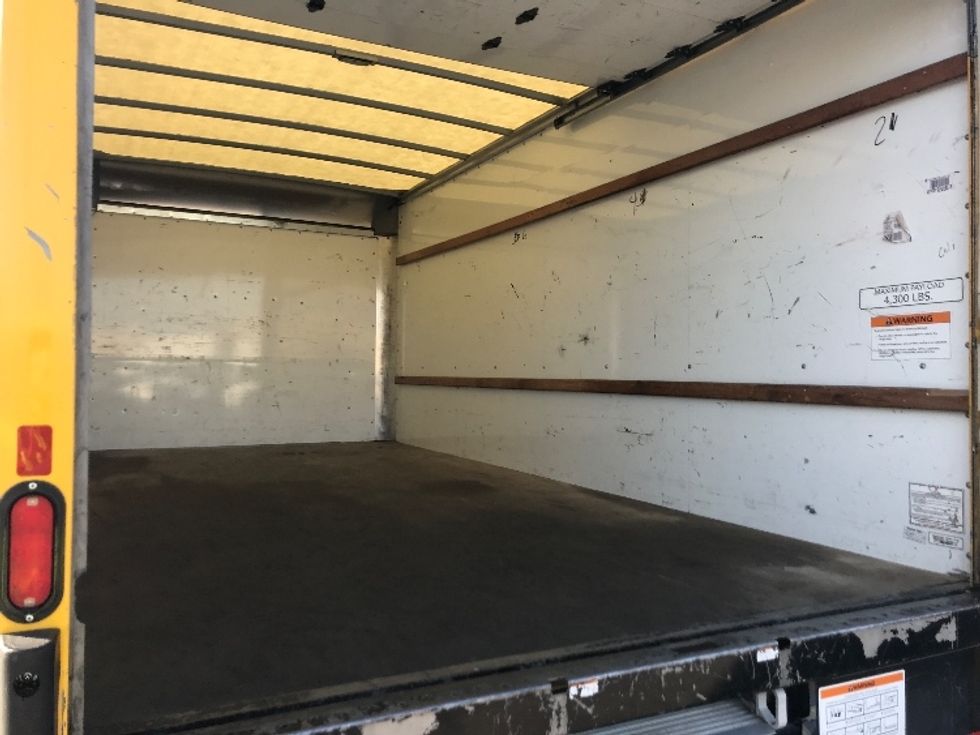 Light Duty Box Truck-Light and Medium Duty Trucks-GMC-2021-Savana G33903-Austin-TX-91,547\n\t\tmiles-$ 27,250 - Image 12