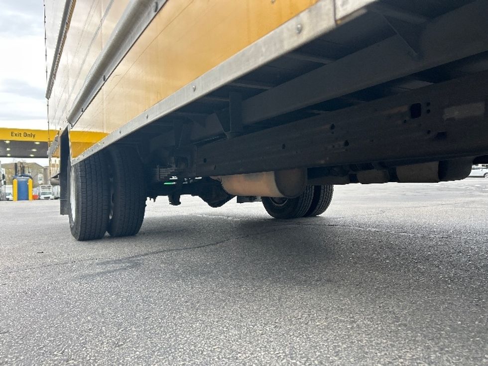 Light Duty Box Truck-Light and Medium Duty Trucks-GMC-2021-Savana G33903-Austin-TX-91,547\n\t\tmiles-$ 27,250 - Image 14