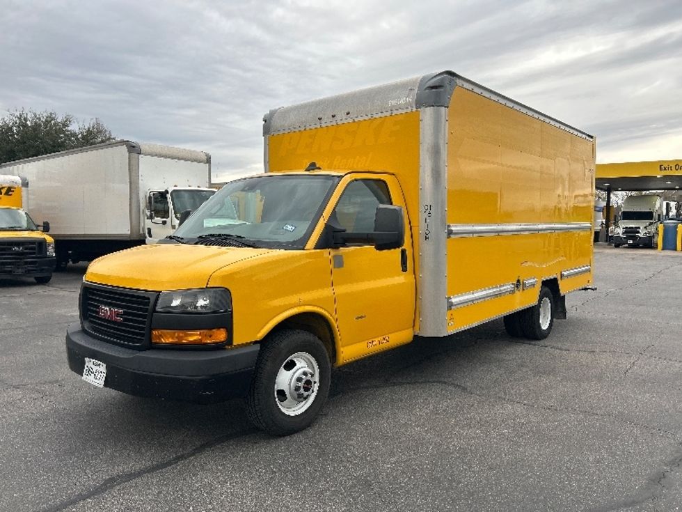 Light Duty Box Truck-Light and Medium Duty Trucks-GMC-2021-Savana G33903-Austin-TX-91,547\n\t\tmiles-$ 27,250 - Image 3
