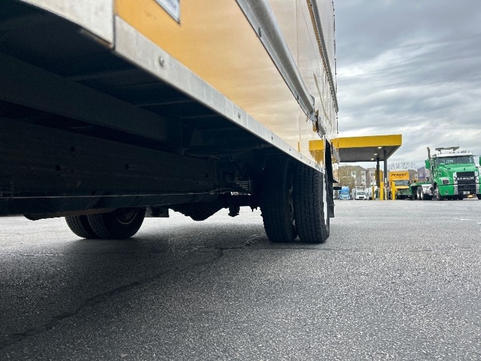 Light Duty Box Truck-Light and Medium Duty Trucks-GMC-2021-Savana G33903-Austin-TX-91,547\n\t\tmiles-$ 27,250 - Image 5