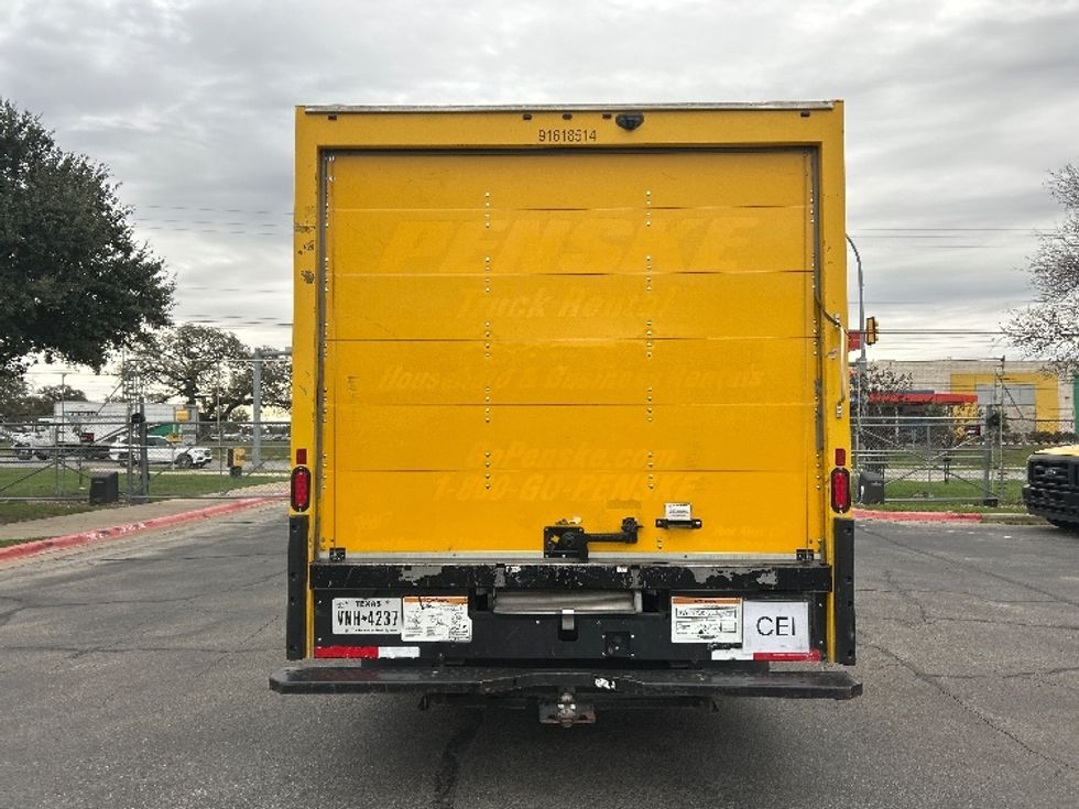 Light Duty Box Truck-Light and Medium Duty Trucks-GMC-2021-Savana G33903-Austin-TX-91,547\n\t\tmiles-$ 27,250 - Image 7