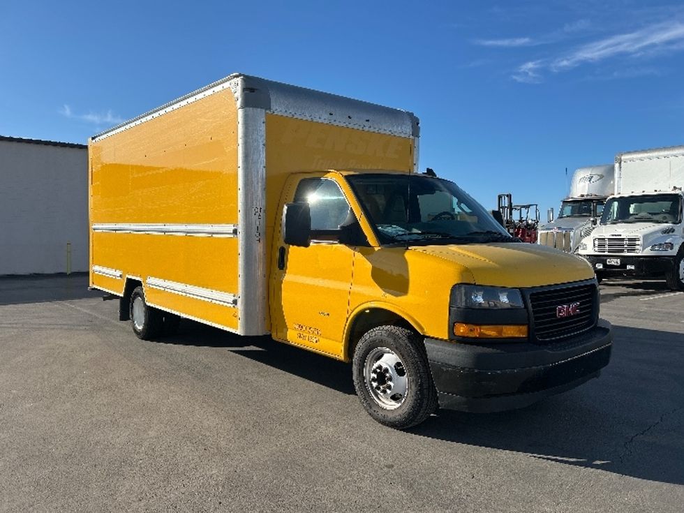 Light Duty Box Truck-Light and Medium Duty Trucks-GMC-2021-Savana G33903-Bakersfield-CA-100,799\n\t\tmiles-$ 27,500 - Image 1