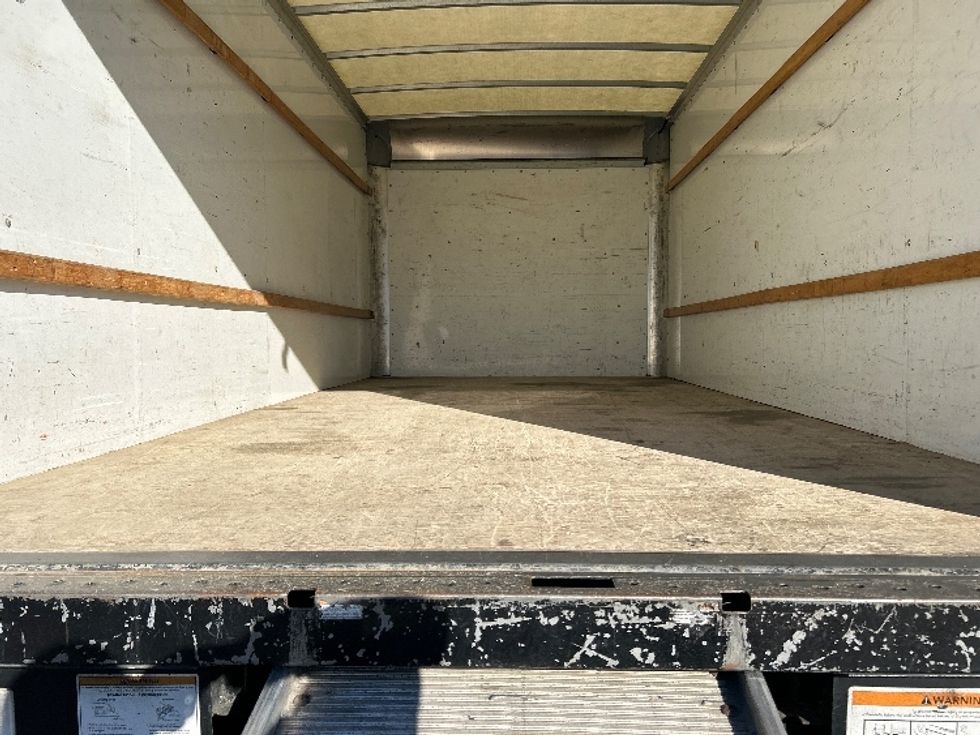 Light Duty Box Truck-Light and Medium Duty Trucks-GMC-2021-Savana G33903-Bakersfield-CA-100,799\n\t\tmiles-$ 27,500 - Image 10