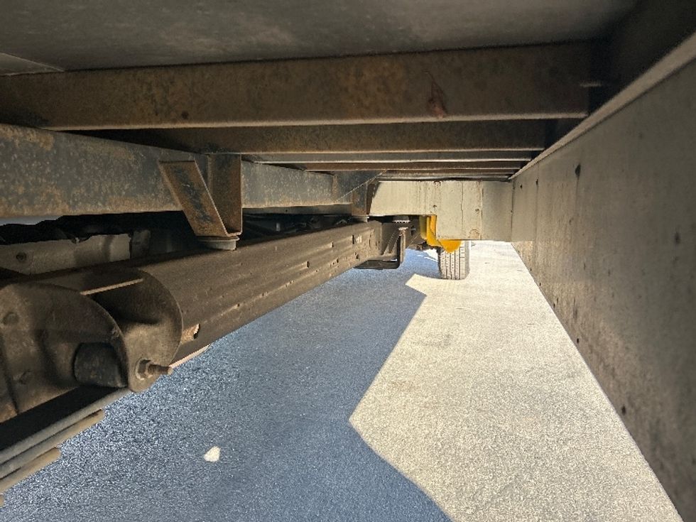 Light Duty Box Truck-Light and Medium Duty Trucks-GMC-2021-Savana G33903-Bakersfield-CA-100,799\n\t\tmiles-$ 27,500 - Image 14