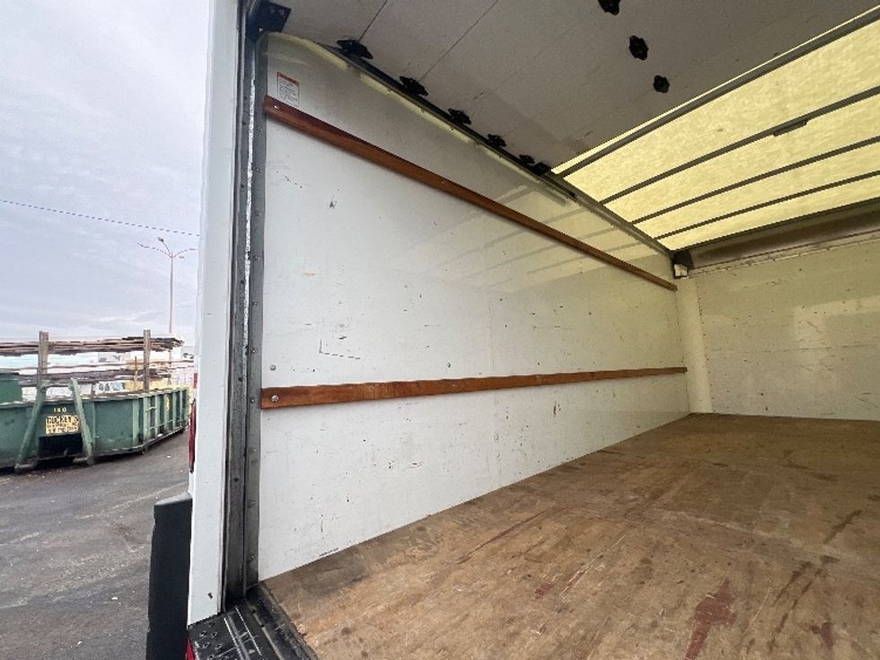 Light Duty Box Truck-Light and Medium Duty Trucks-GMC-2021-Savana G33903-Baltimore-MD-106,217\n\t\tmiles-$ 29,250 - Image 11