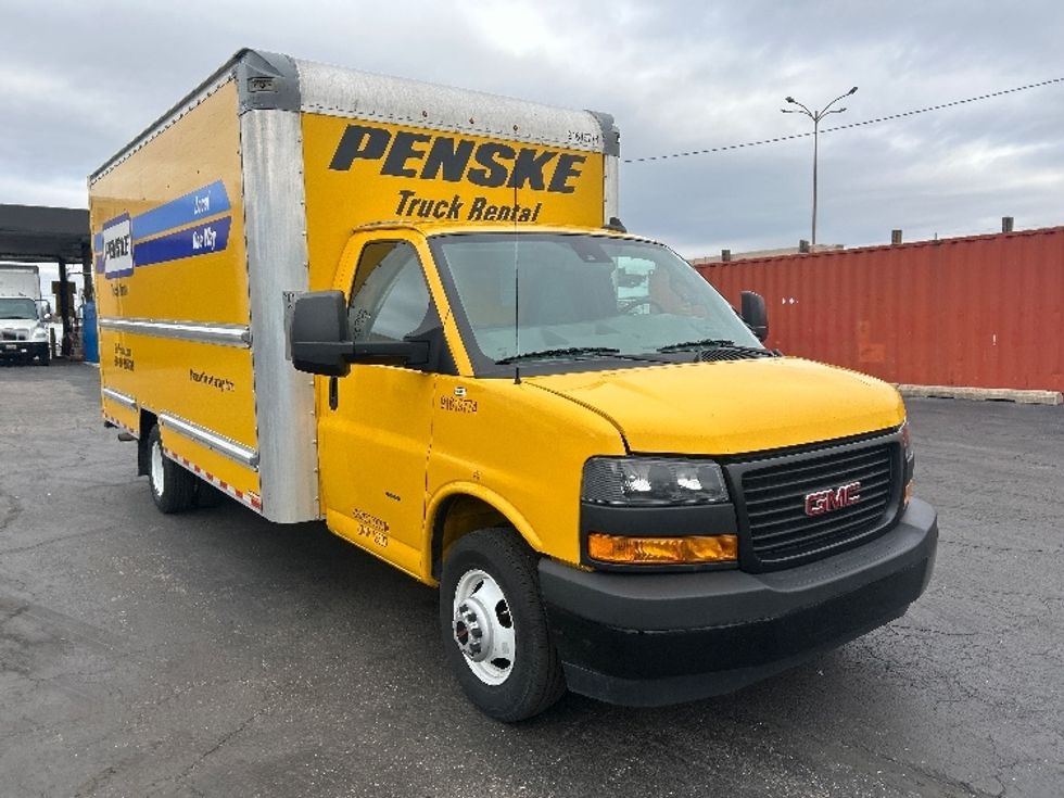 Light Duty Box Truck-Light and Medium Duty Trucks-GMC-2021-Savana G33903-Baltimore-MD-110,702\n\t\tmiles-$ 25,750 - Image 1
