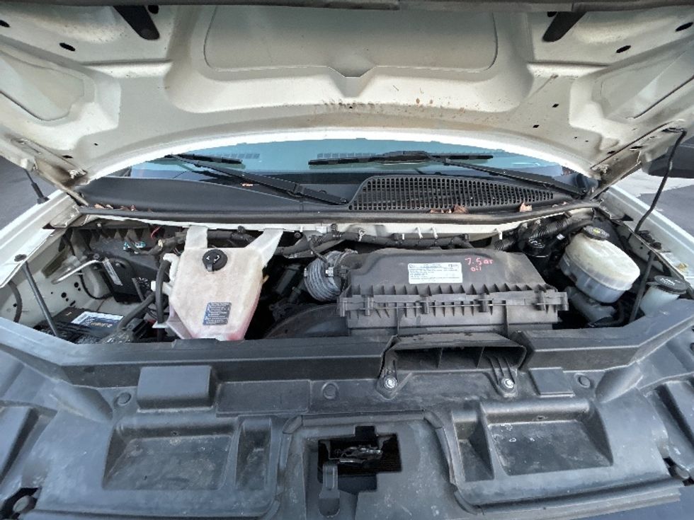 Light Duty Box Truck-Light and Medium Duty Trucks-GMC-2021-Savana G33903-Baltimore-MD-89,450\n\t\tmiles-$ 29,750 - Image 23