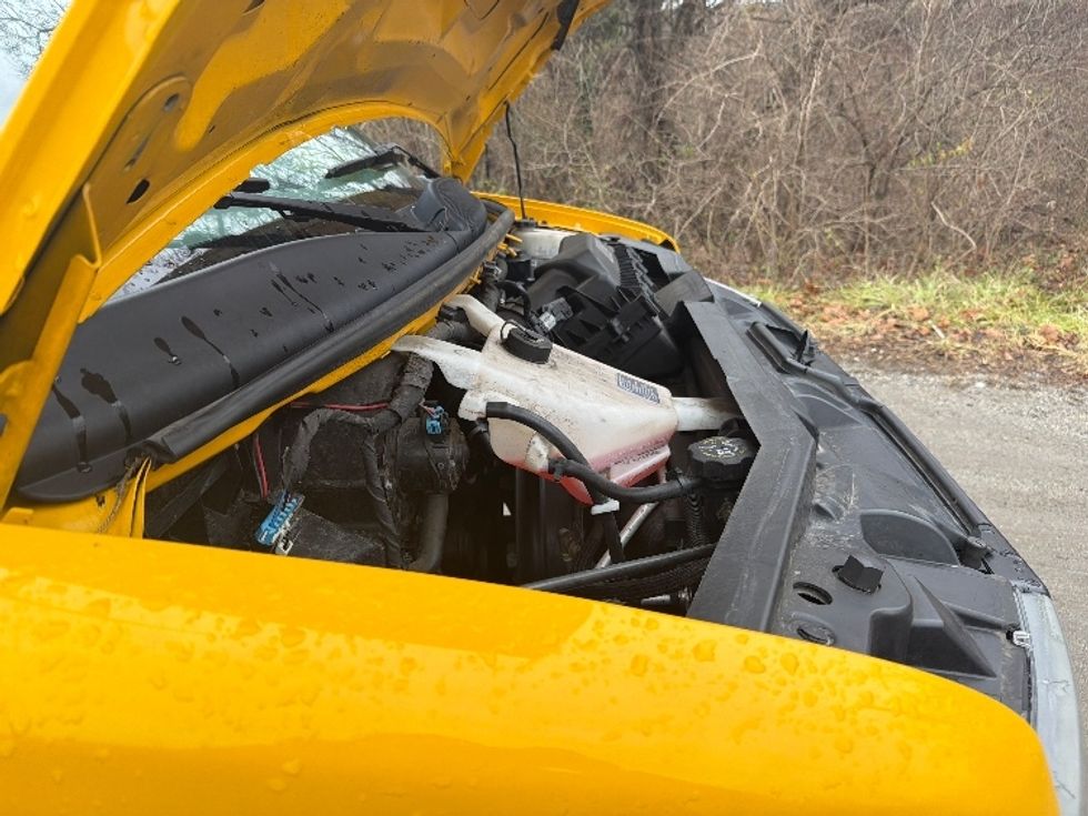 Light Duty Box Truck-Light and Medium Duty Trucks-GMC-2021-Savana G33903-Baltimore-MD-93,336\n\t\tmiles-$ 26,500 - Image 22