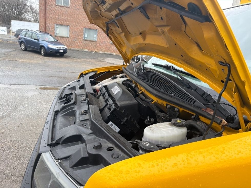 Light Duty Box Truck-Light and Medium Duty Trucks-GMC-2021-Savana G33903-Baltimore-MD-93,336\n\t\tmiles-$ 26,500 - Image 23