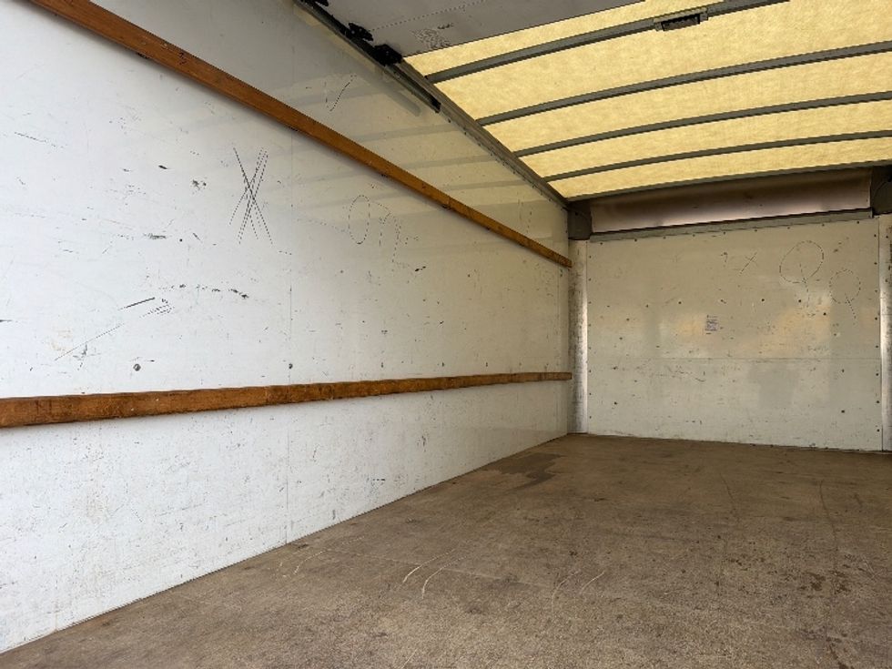 Light Duty Box Truck-Light and Medium Duty Trucks-GMC-2021-Savana G33903-Baltimore-MD-95,591\n\t\tmiles-$ 29,000 - Image 10