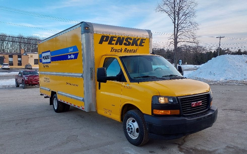 Light Duty Box Truck-Light and Medium Duty Trucks-GMC-2021-Savana G33903-Bangor-ME-97,742\n\t\tmiles-$ 25,250 - Image 1