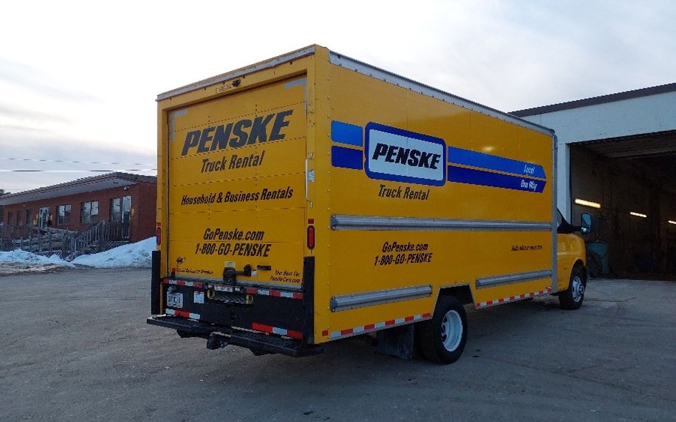 Light Duty Box Truck-Light and Medium Duty Trucks-GMC-2021-Savana G33903-Bangor-ME-97,742\n\t\tmiles-$ 25,250 - Image 13