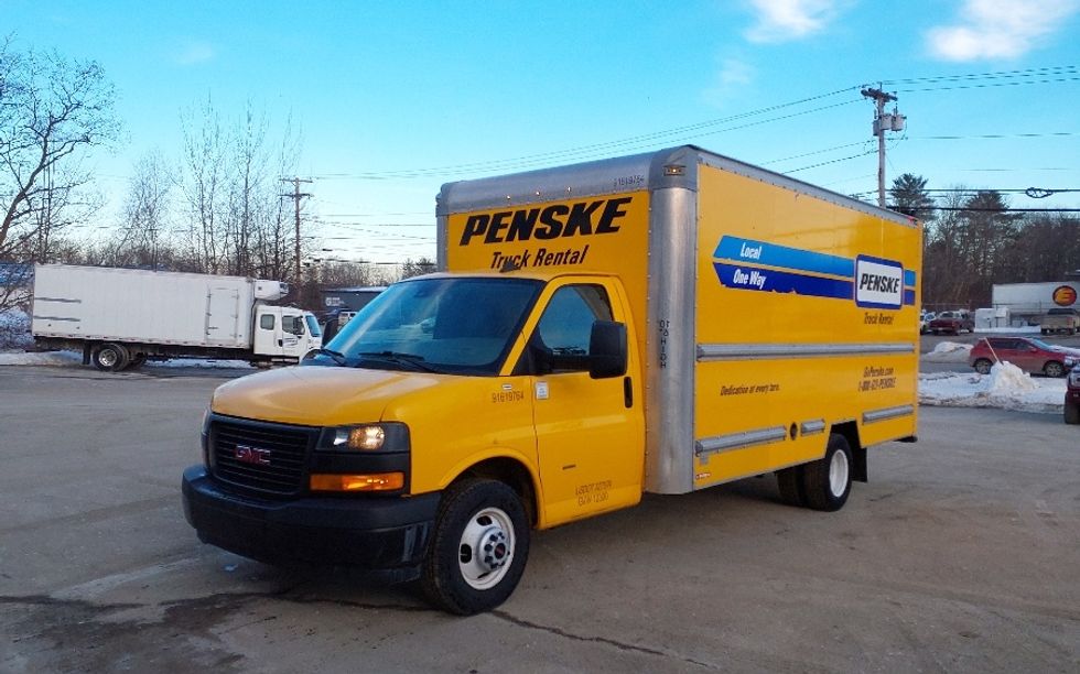 Light Duty Box Truck-Light and Medium Duty Trucks-GMC-2021-Savana G33903-Bangor-ME-97,742\n\t\tmiles-$ 25,250 - Image 3