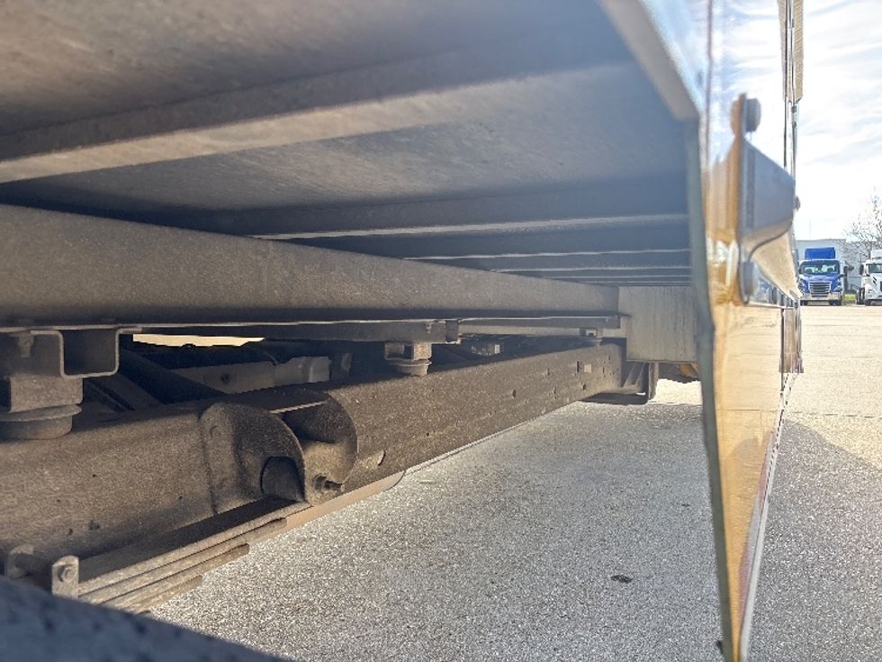 Light Duty Box Truck-Light and Medium Duty Trucks-GMC-2021-Savana G33903-Baton Rouge-LA-100,399\n\t\tmiles-$ 26,500 - Image 14