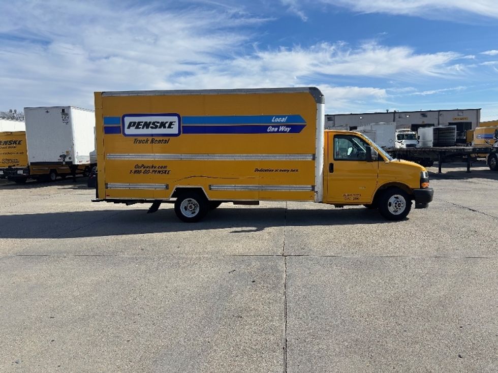 Light Duty Box Truck-Light and Medium Duty Trucks-GMC-2021-Savana G33903-Baton Rouge-LA-100,399\n\t\tmiles-$ 26,500 - Image 24