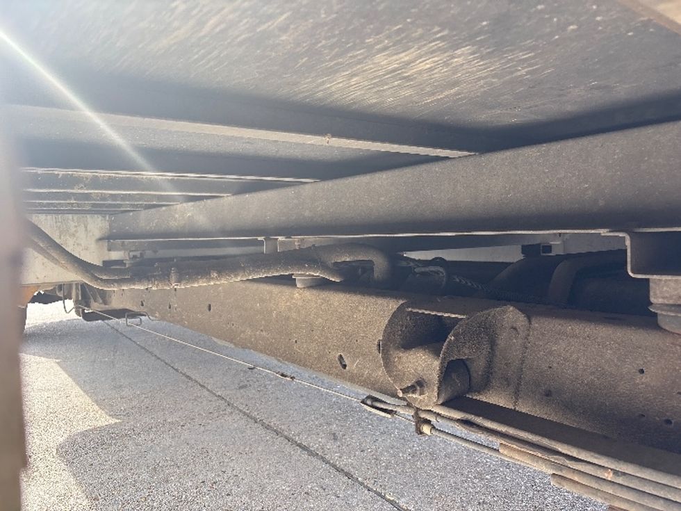 Light Duty Box Truck-Light and Medium Duty Trucks-GMC-2021-Savana G33903-Baton Rouge-LA-100,399\n\t\tmiles-$ 26,500 - Image 5