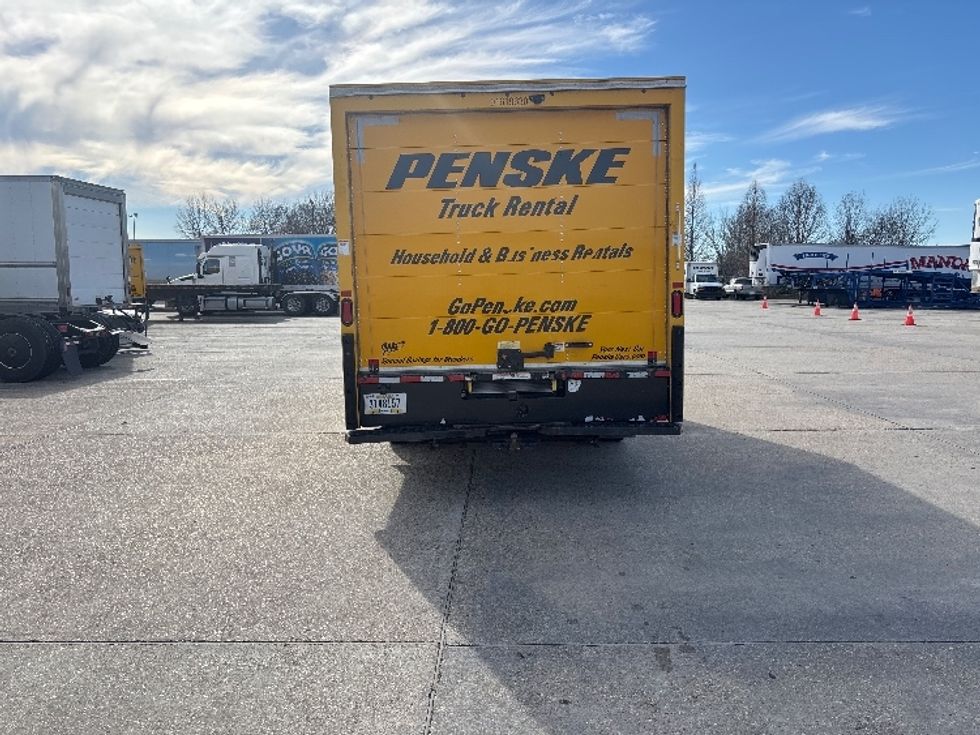 Light Duty Box Truck-Light and Medium Duty Trucks-GMC-2021-Savana G33903-Baton Rouge-LA-100,399\n\t\tmiles-$ 26,500 - Image 7