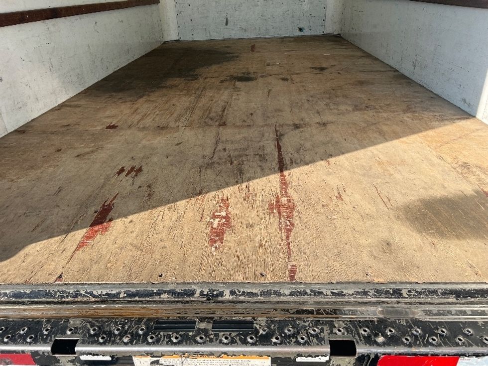 Light Duty Box Truck-Light and Medium Duty Trucks-GMC-2021-Savana G33903-Baton Rouge-LA-106,678\n\t\tmiles-$ 25,000 - Image 10