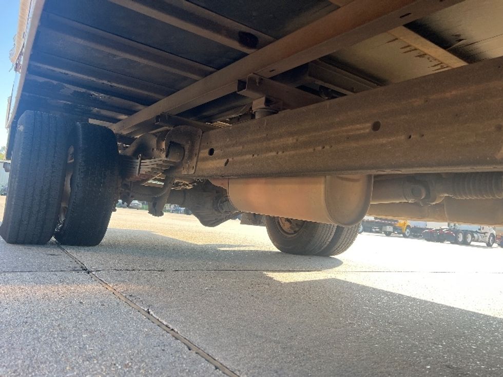 Light Duty Box Truck-Light and Medium Duty Trucks-GMC-2021-Savana G33903-Baton Rouge-LA-106,678\n\t\tmiles-$ 25,000 - Image 14