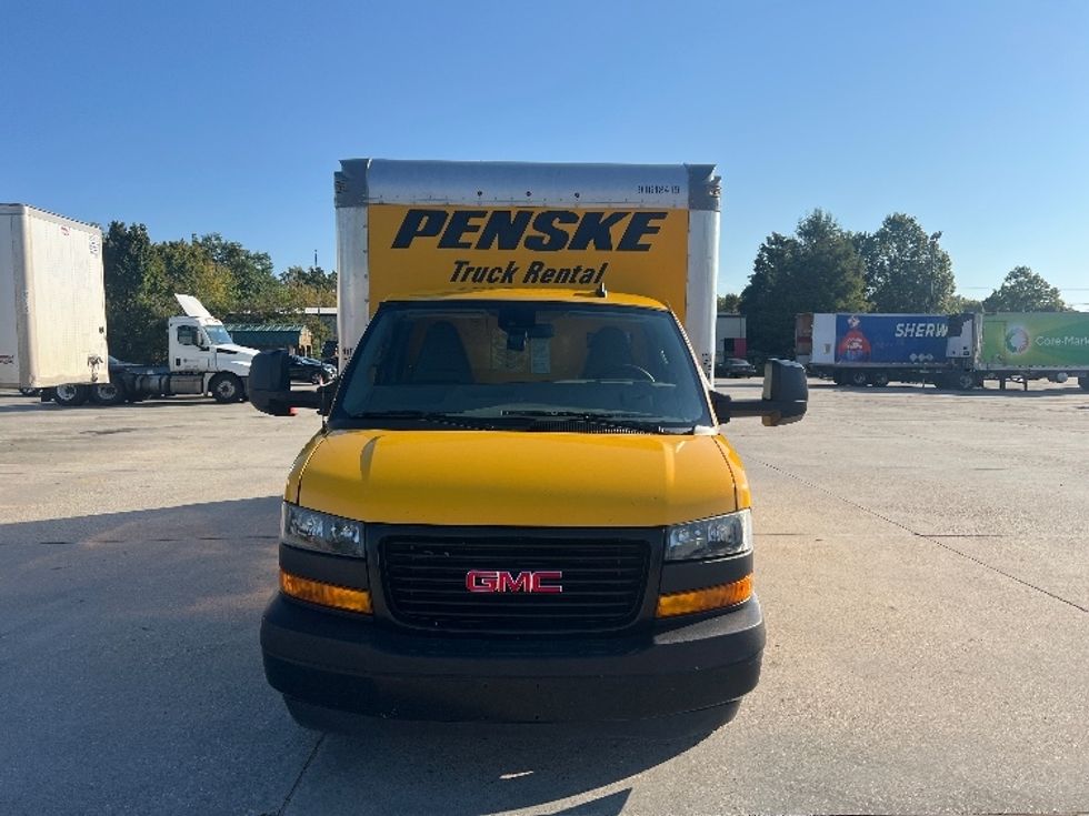 Light Duty Box Truck-Light and Medium Duty Trucks-GMC-2021-Savana G33903-Baton Rouge-LA-106,678\n\t\tmiles-$ 25,000 - Image 2