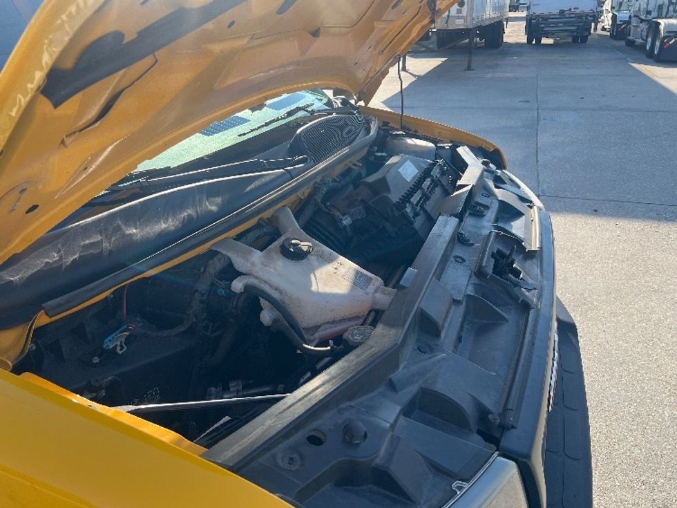 Light Duty Box Truck-Light and Medium Duty Trucks-GMC-2021-Savana G33903-Baton Rouge-LA-106,678\n\t\tmiles-$ 25,000 - Image 23