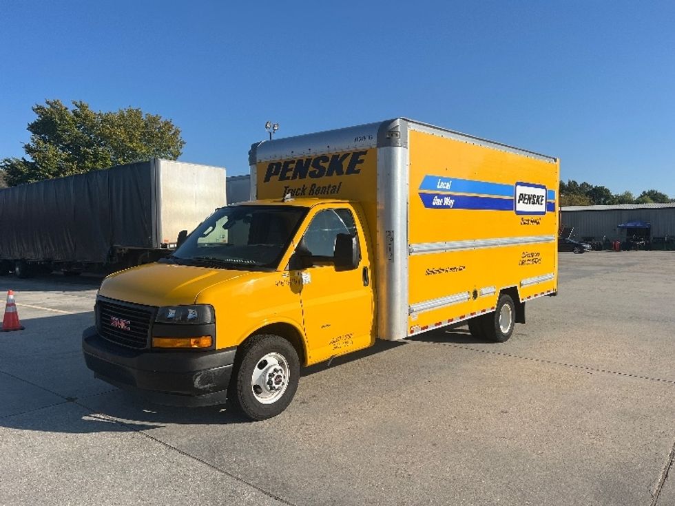 Light Duty Box Truck-Light and Medium Duty Trucks-GMC-2021-Savana G33903-Baton Rouge-LA-106,678\n\t\tmiles-$ 25,000 - Image 3