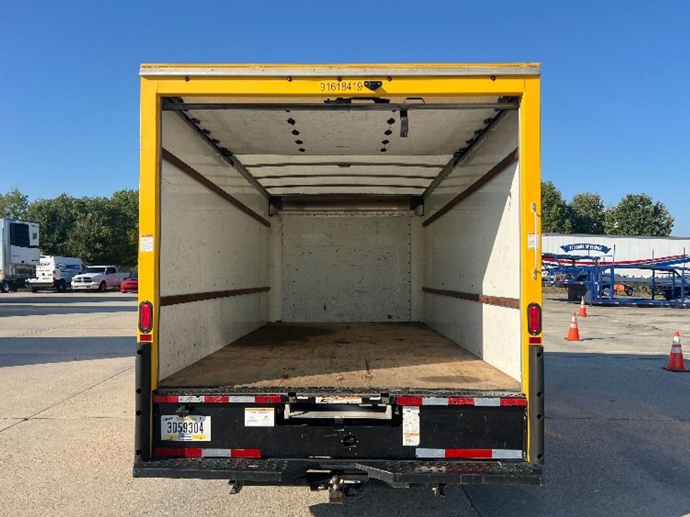 Light Duty Box Truck-Light and Medium Duty Trucks-GMC-2021-Savana G33903-Baton Rouge-LA-106,678\n\t\tmiles-$ 25,000 - Image 8