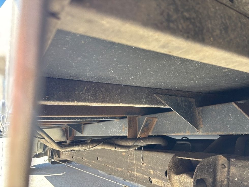 Light Duty Box Truck-Light and Medium Duty Trucks-GMC-2021-Savana G33903-Baton Rouge-LA-114,752\n\t\tmiles-$ 27,750 - Image 5