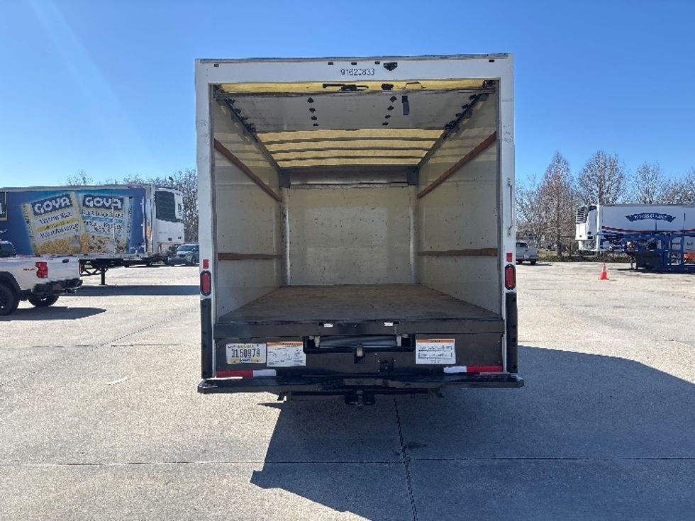 Light Duty Box Truck-Light and Medium Duty Trucks-GMC-2021-Savana G33903-Baton Rouge-LA-114,752\n\t\tmiles-$ 27,750 - Image 8