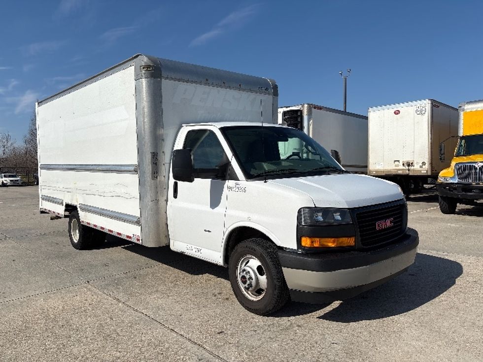 Light Duty Box Truck-Light and Medium Duty Trucks-GMC-2021-Savana G33903-Baton Rouge-LA-129,109\n\t\tmiles-$ 25,750 - Image 1