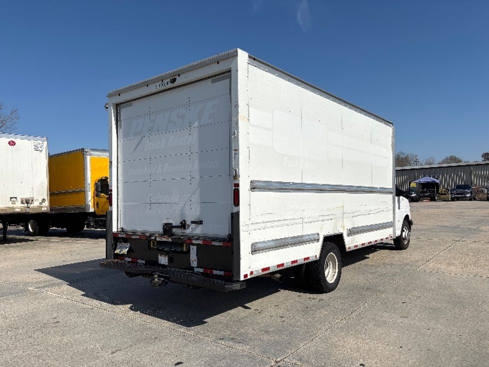 Light Duty Box Truck-Light and Medium Duty Trucks-GMC-2021-Savana G33903-Baton Rouge-LA-129,109\n\t\tmiles-$ 25,750 - Image 11