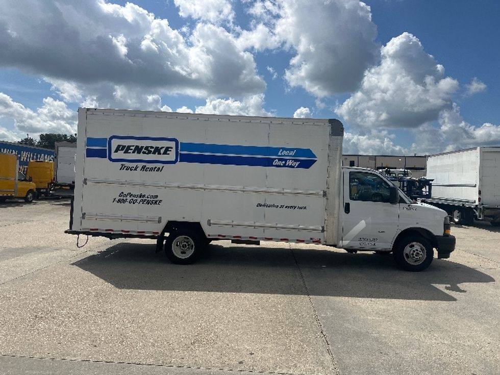 Light Duty Box Truck-Light and Medium Duty Trucks-GMC-2021-Savana G33903-Baton Rouge-LA-75,151\n\t\tmiles-$ 32,250 - Image 13