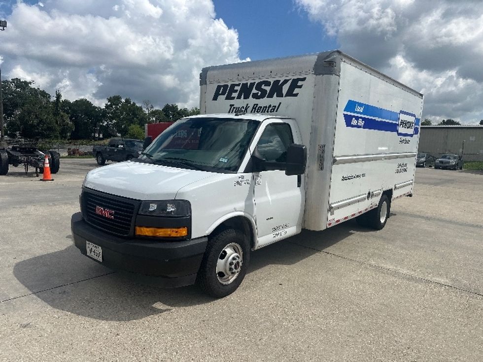 Light Duty Box Truck-Light and Medium Duty Trucks-GMC-2021-Savana G33903-Baton Rouge-LA-75,151\n\t\tmiles-$ 32,250 - Image 3