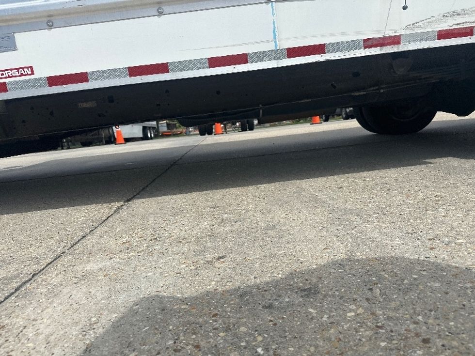 Light Duty Box Truck-Light and Medium Duty Trucks-GMC-2021-Savana G33903-Baton Rouge-LA-75,151\n\t\tmiles-$ 32,250 - Image 5