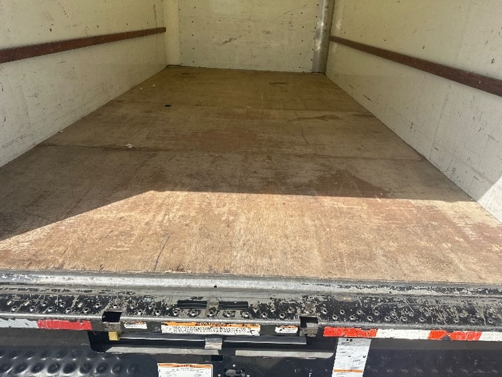 Light Duty Box Truck-Light and Medium Duty Trucks-GMC-2021-Savana G33903-Baton Rouge-LA-75,151\n\t\tmiles-$ 32,250 - Image 8