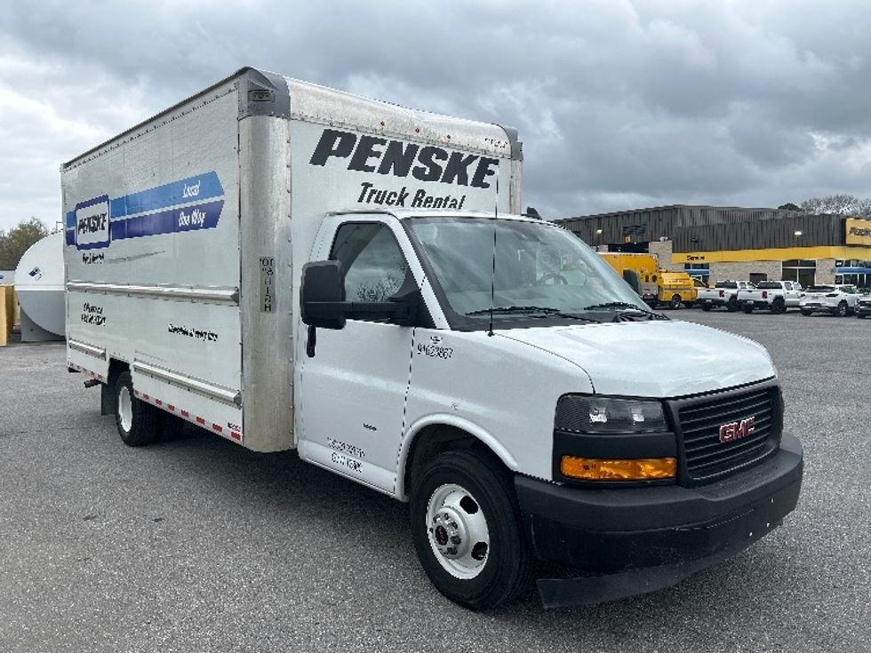 Light Duty Box Truck-Light and Medium Duty Trucks-GMC-2021-Savana G33903-Baton Rouge-LA-78,577\n\t\tmiles-$ 31,750 - Image 1