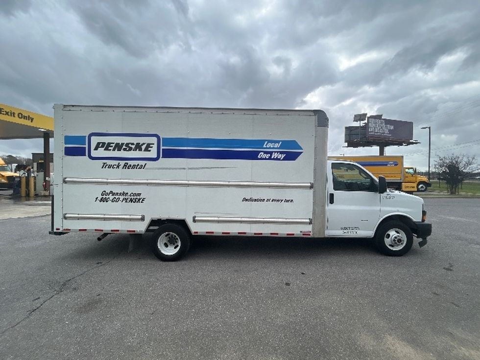 Light Duty Box Truck-Light and Medium Duty Trucks-GMC-2021-Savana G33903-Baton Rouge-LA-78,577\n\t\tmiles-$ 31,750 - Image 11