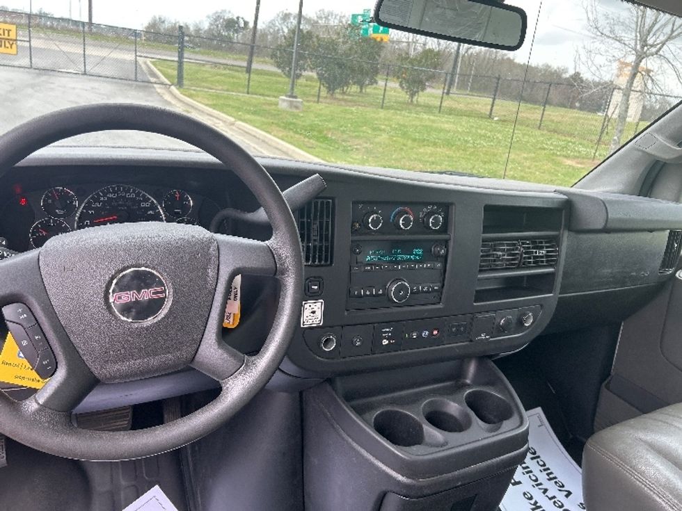Light Duty Box Truck-Light and Medium Duty Trucks-GMC-2021-Savana G33903-Baton Rouge-LA-78,577\n\t\tmiles-$ 31,750 - Image 13