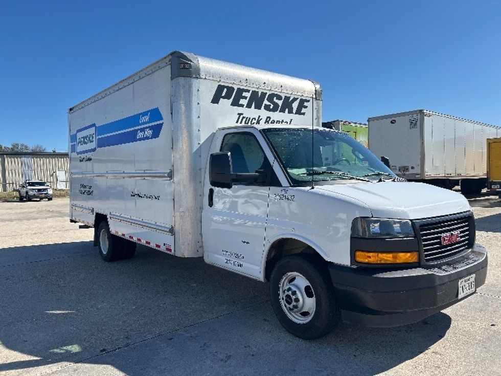 Light Duty Box Truck-Light and Medium Duty Trucks-GMC-2021-Savana G33903-Baton Rouge-LA-87,349\n\t\tmiles-$ 30,750 - Image 1