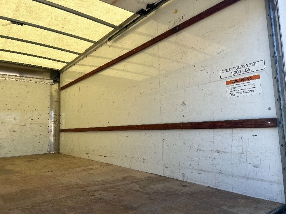 Light Duty Box Truck-Light and Medium Duty Trucks-GMC-2021-Savana G33903-Baton Rouge-LA-87,349\n\t\tmiles-$ 30,750 - Image 10