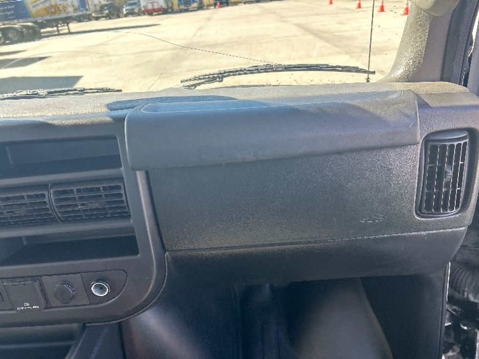 Light Duty Box Truck-Light and Medium Duty Trucks-GMC-2021-Savana G33903-Baton Rouge-LA-87,349\n\t\tmiles-$ 30,750 - Image 18