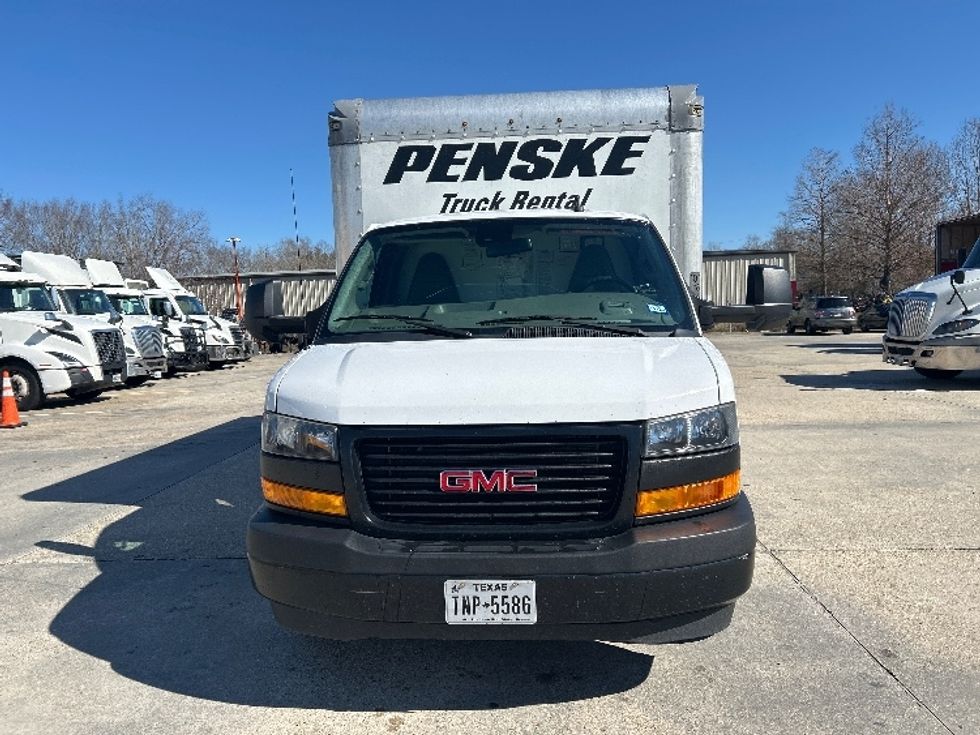 Light Duty Box Truck-Light and Medium Duty Trucks-GMC-2021-Savana G33903-Baton Rouge-LA-87,349\n\t\tmiles-$ 30,750 - Image 2