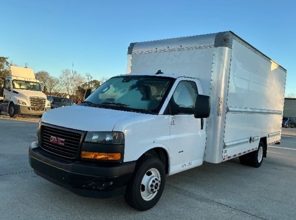 Light Duty Box Truck-Light and Medium Duty Trucks-GMC-2021-Savana G33903-Baton Rouge-LA-87,459\n\t\tmiles-$ 30,750 - Image 3