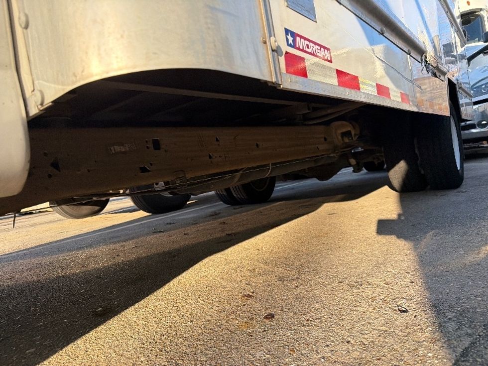 Light Duty Box Truck-Light and Medium Duty Trucks-GMC-2021-Savana G33903-Baton Rouge-LA-87,459\n\t\tmiles-$ 30,750 - Image 5