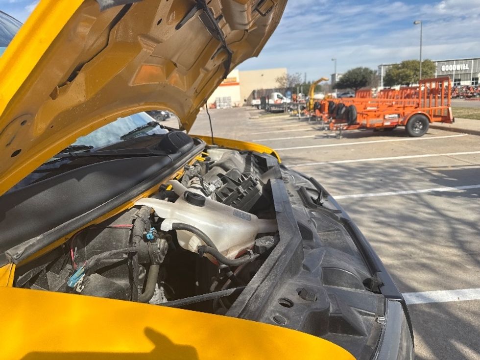 Light Duty Box Truck-Light and Medium Duty Trucks-GMC-2021-Savana G33903-Baton Rouge-LA-88,583\n\t\tmiles-$ 27,750 - Image 18