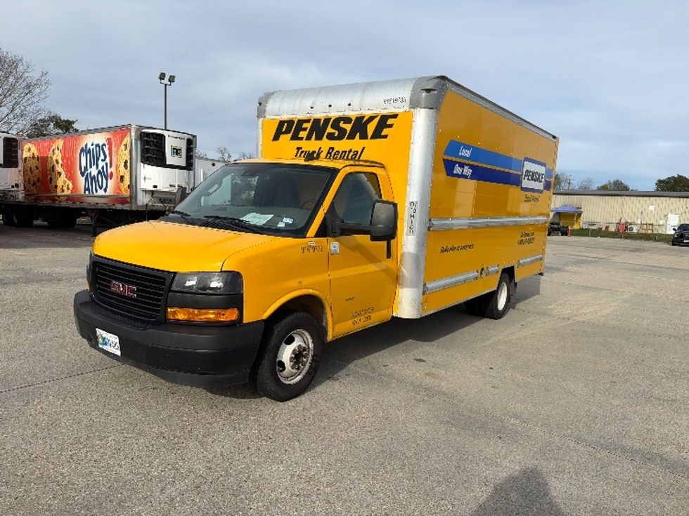 Light Duty Box Truck-Light and Medium Duty Trucks-GMC-2021-Savana G33903-Baton Rouge-LA-93,598\n\t\tmiles-$ 27,250 - Image 3